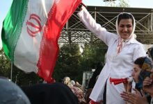 Iran's women national football team and Germany's Al-Dersimspor at Tehran's Ararat stadium, 29 April 2006