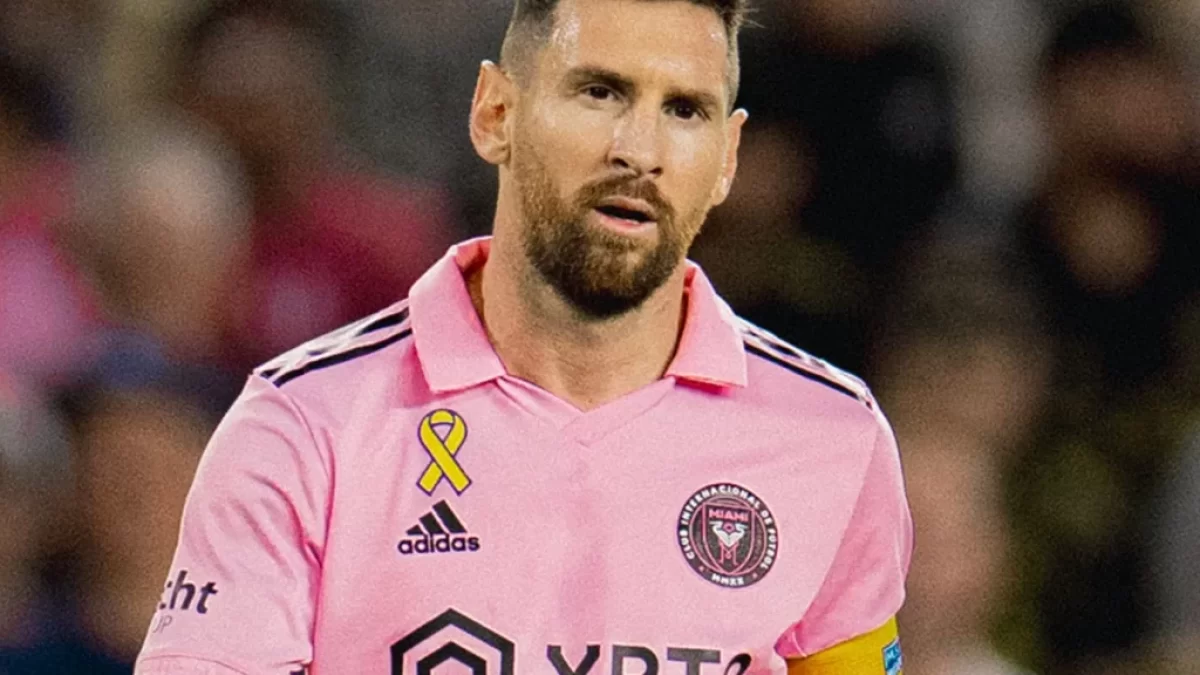 Messi je stále mimo hru. Trenér nedokáže odhadnout, kdy nastoupí