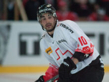 File:Andres Ambühl - Switzerland vs. Canada, 29th April 2012.jpg