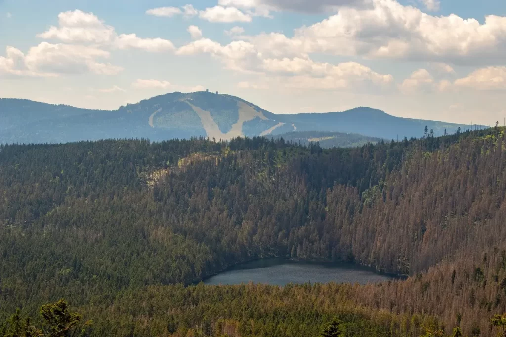 Čertovo jezero od Špičáku