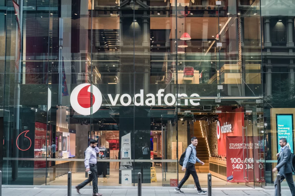 - SportDeník Budova pobočky Vodafone.