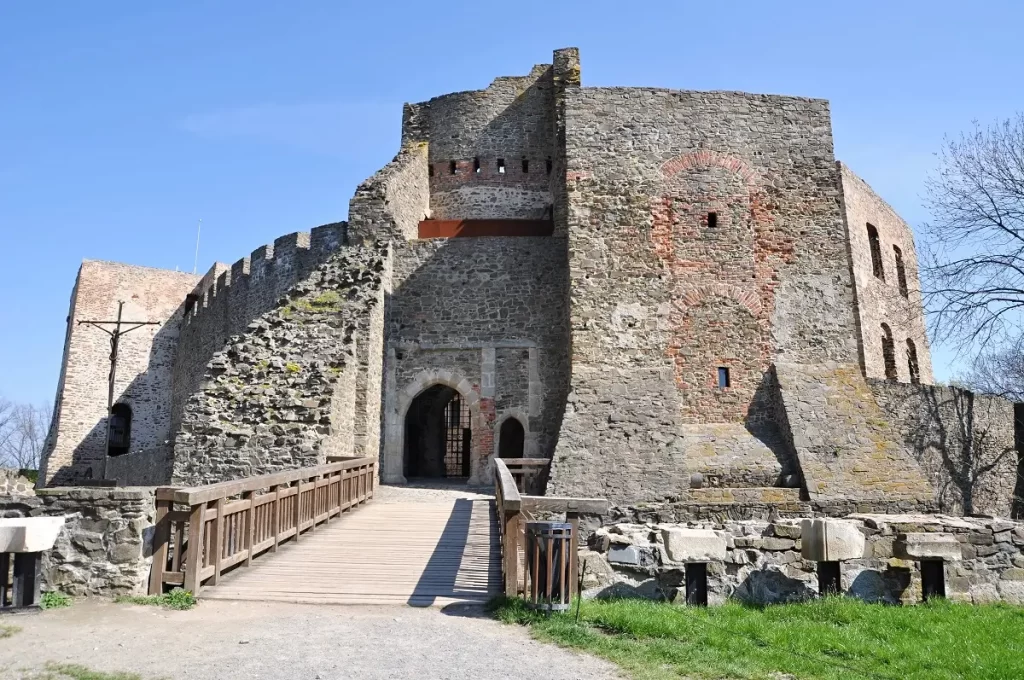 Helfštýn 3 - SportDeník Středověký hrad Helfštýn