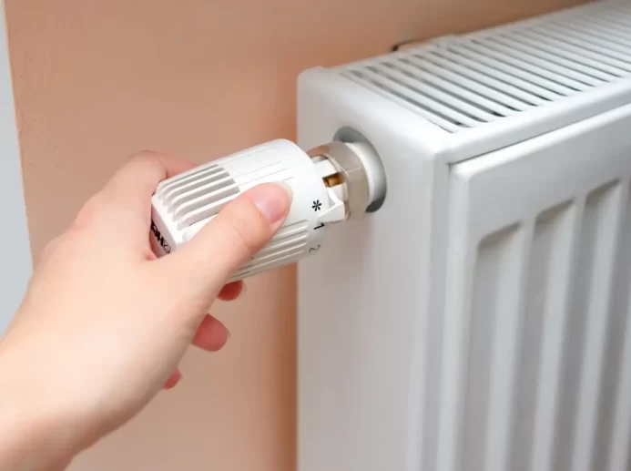 Kontrola Topení: Jak Udržet Teplo a Ušetřit Peníze