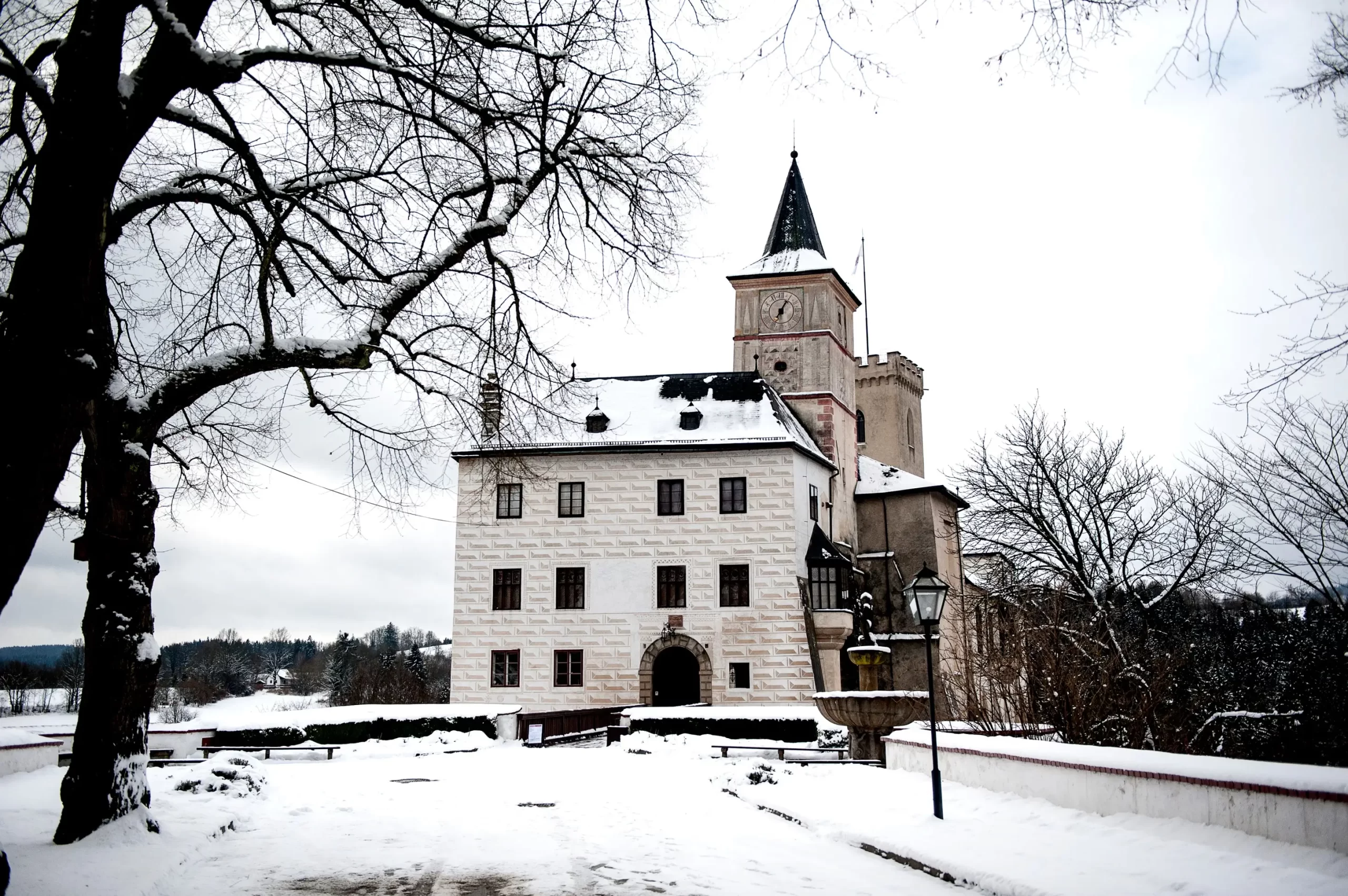 hrad Rožmberk v zimě