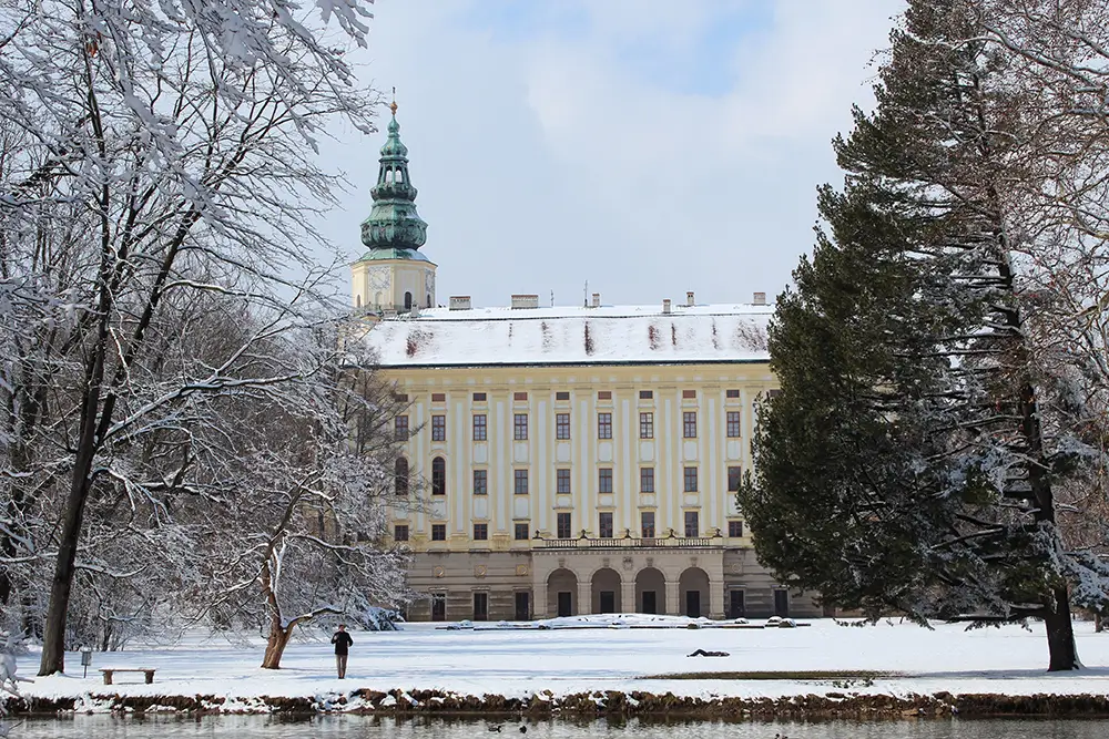 Arcibiskupský zámek, který je právem zapsán na seznamu UNESCO - SportDeník Arcibiskupský zámek