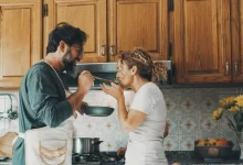 žena v kuchyni
