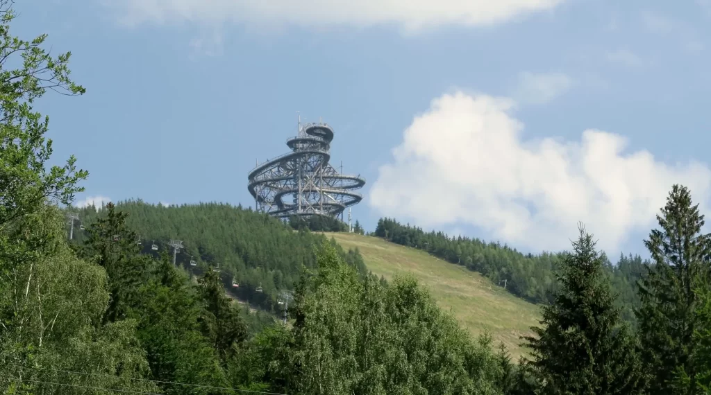 Rozhledna se líbí i ve světě - SportDeník Dolní Morava rozhledna