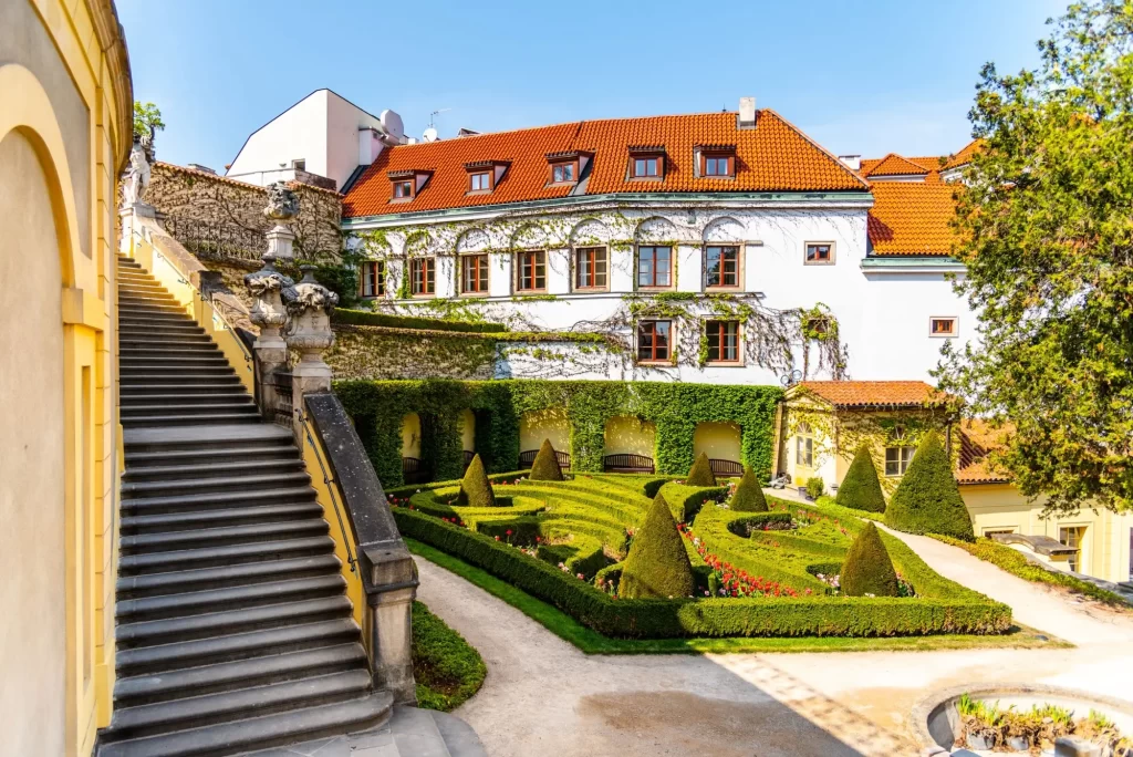 Shutterstock_1792744111 - SportDeník Na tomto místě můžete mít i svatbu.