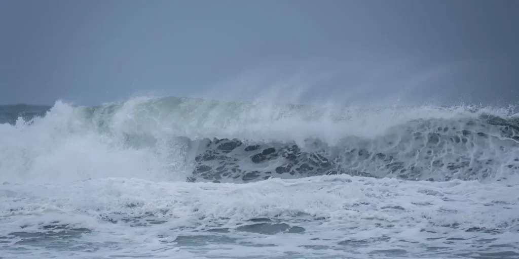 High waves - SportDeník Polární vítr.
