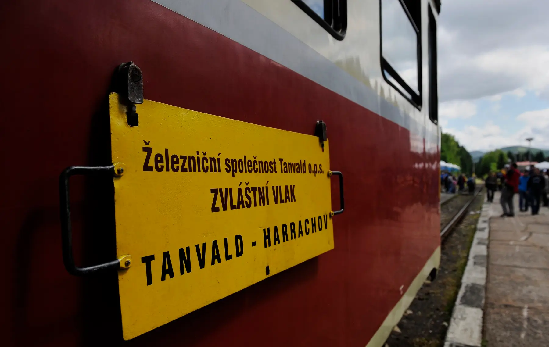 tanvaldská zubačka – vlak