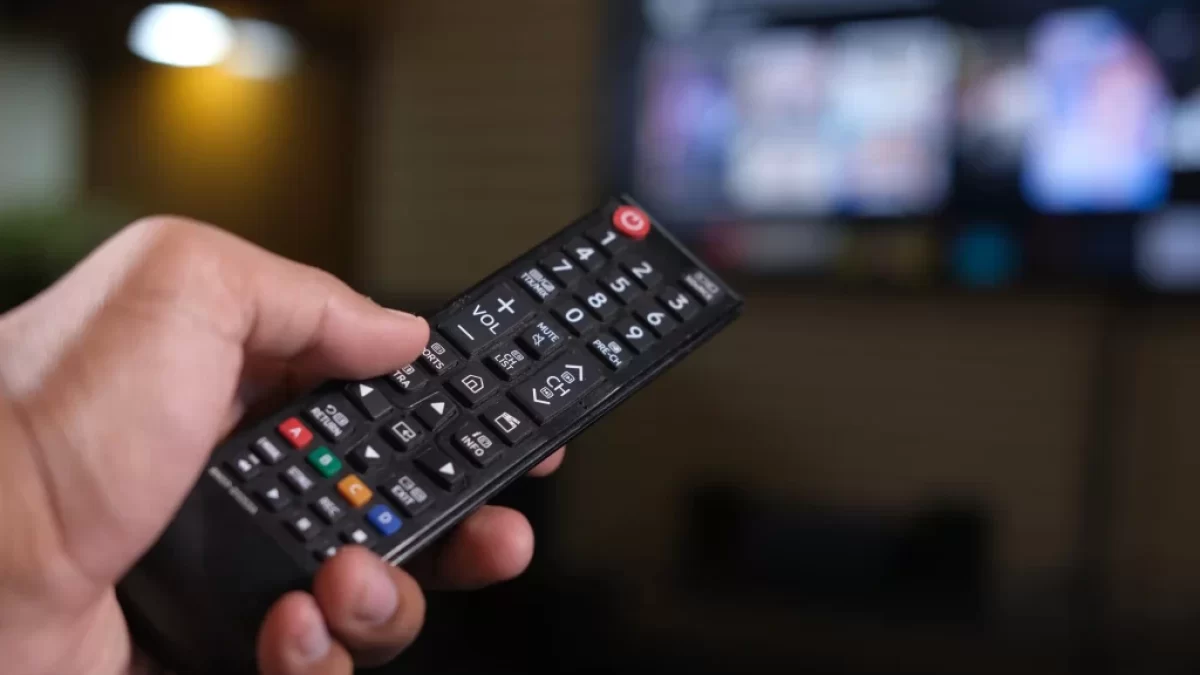 televize a ovladač
