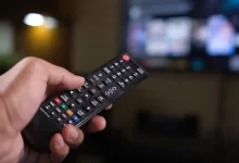 televize a ovladač