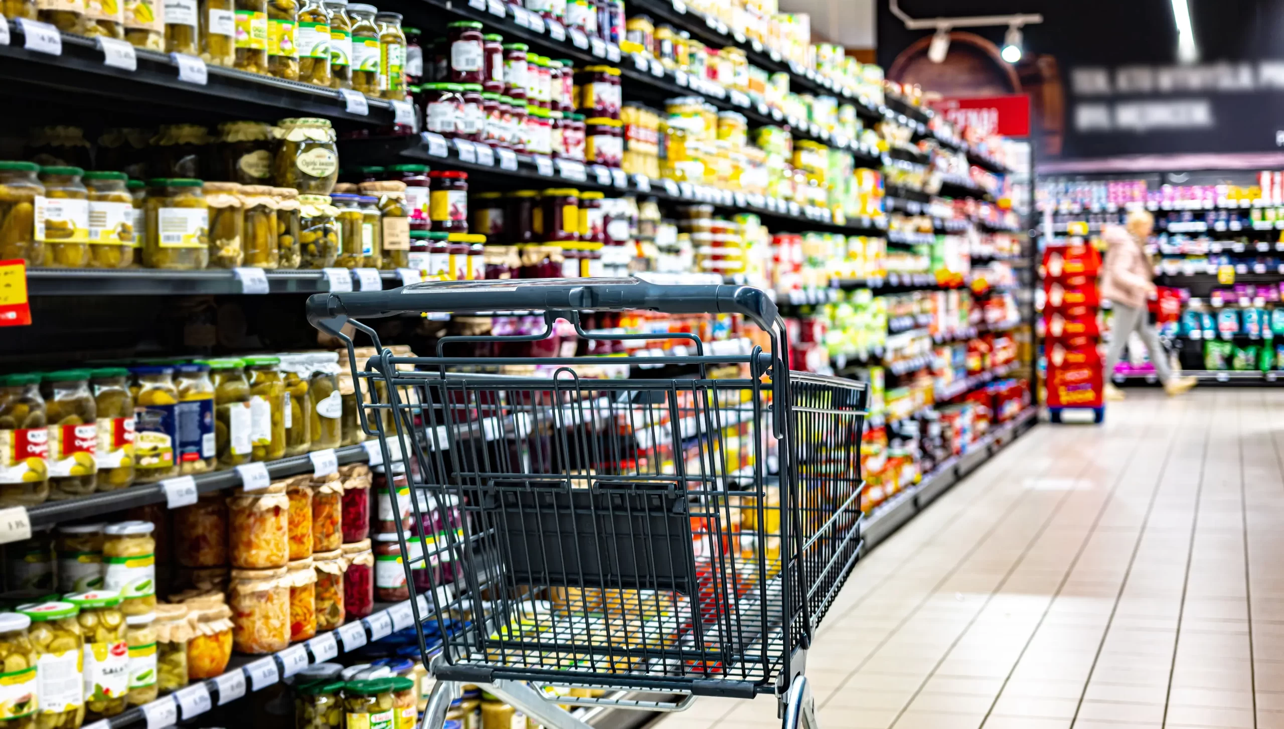 nákupy v supermarketu