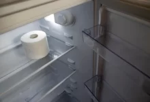toaletní papír v lednici