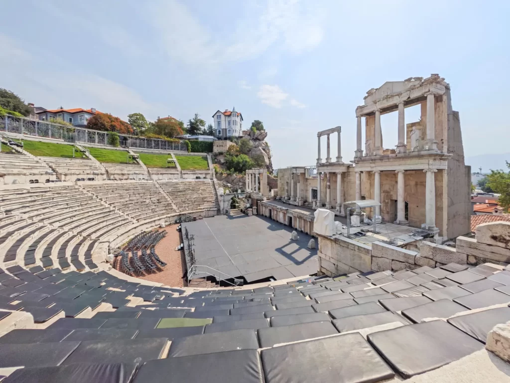 Shutterstock_2518404457 - SportDeník Amfiteátr Plovdiv