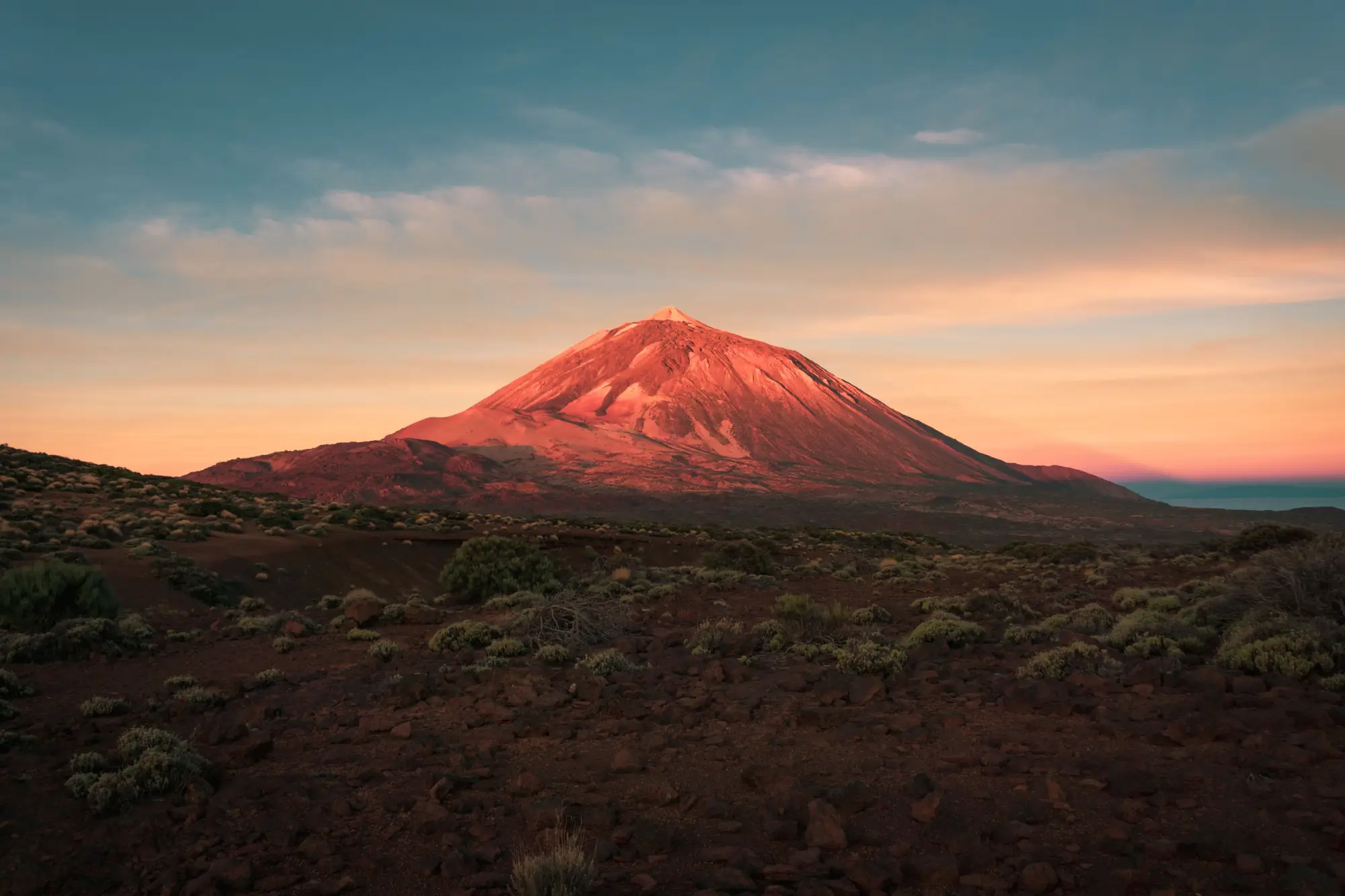 Pohled na Pico del Teide při západu slunce
