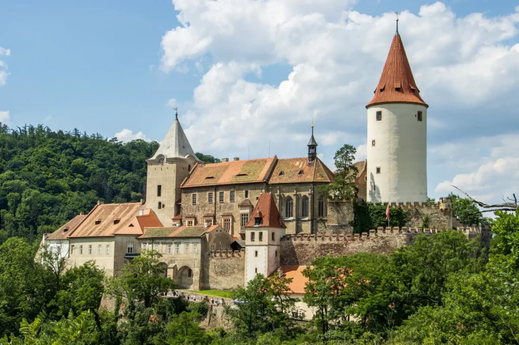 Shutterstock_2545956467 - SportDeník Křivoklát sloužil jako sídlo českých králů.