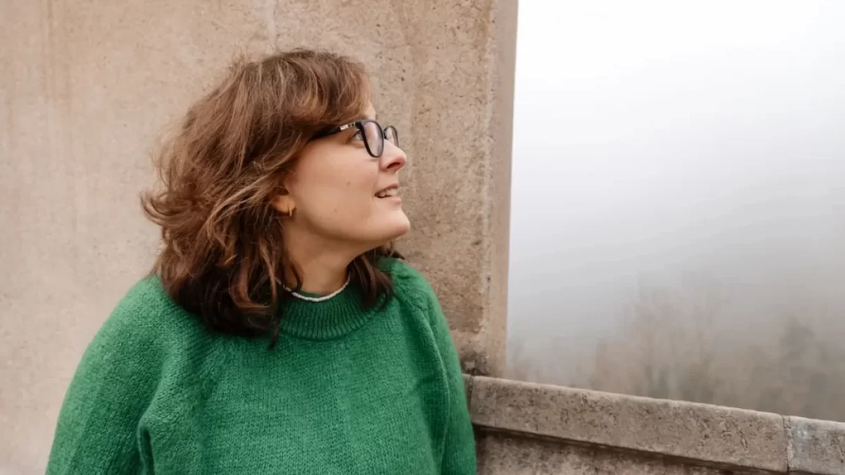 žena na hradě
