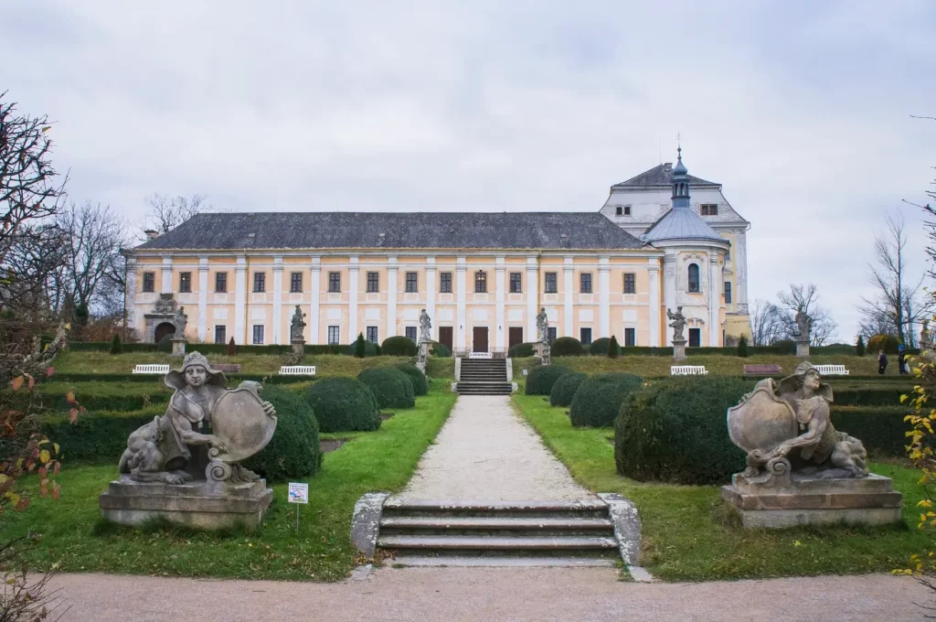 Zámecký park v Lys nad Labem