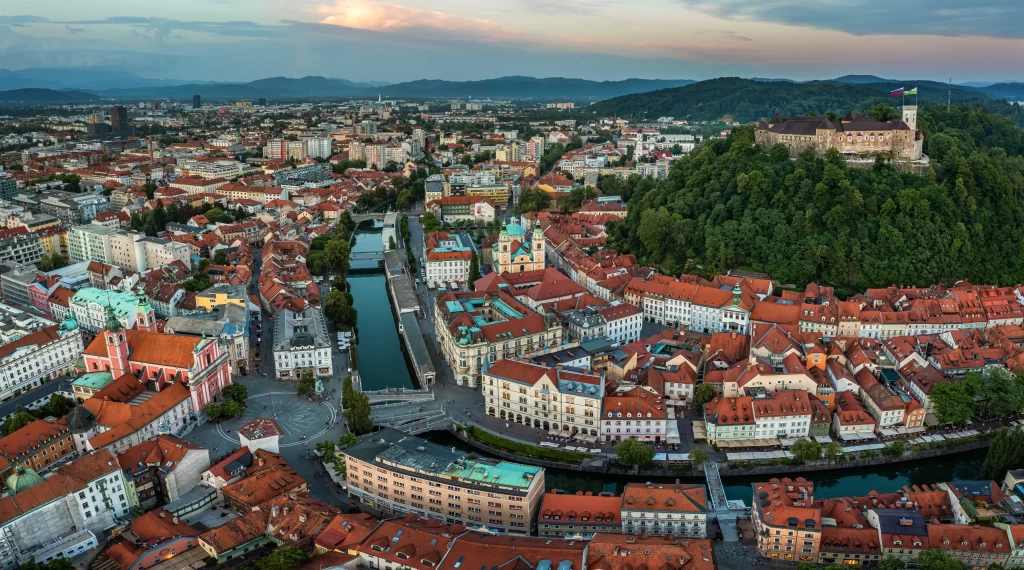 shutterstock_2500422283_optimized - SportDeník pohled na Lublaň