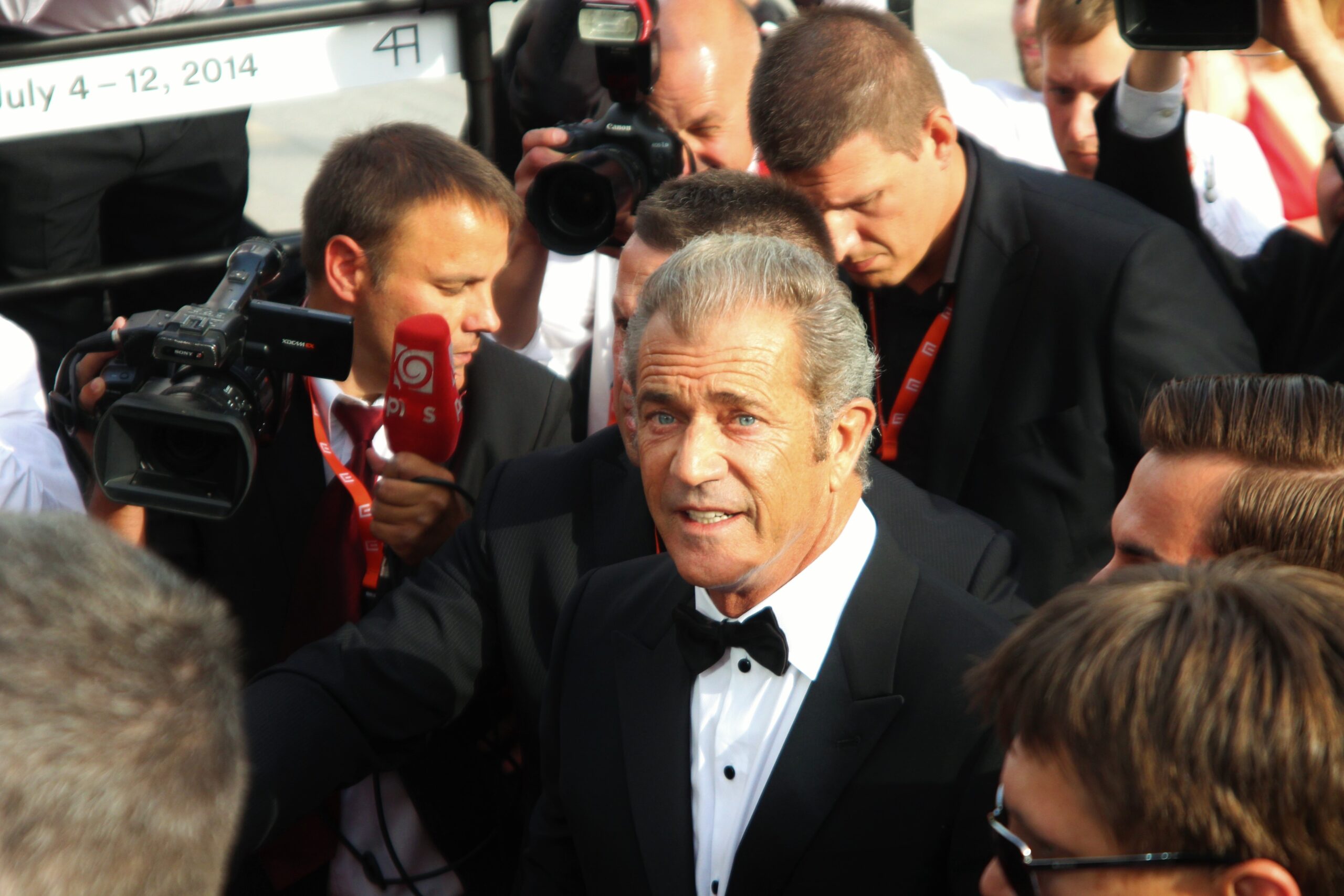 KarlovyVaryCzechRepublicJuly42014MelGibsonArrived - SportDeník Slavná americký herc Mel Gibson na Mezinárodním filmovém festivalu Karlovy Vary.