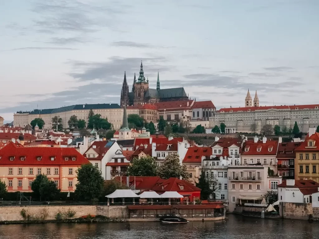 - SportDeník Pražský hrad