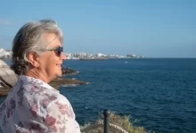 Seniorka u moře