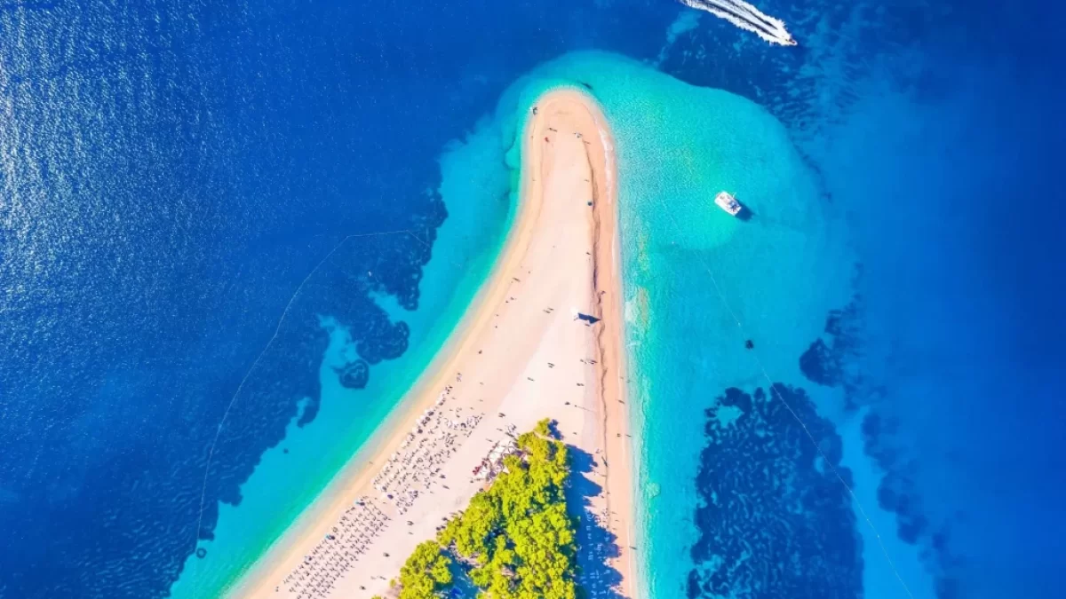 pláž zlatni rat