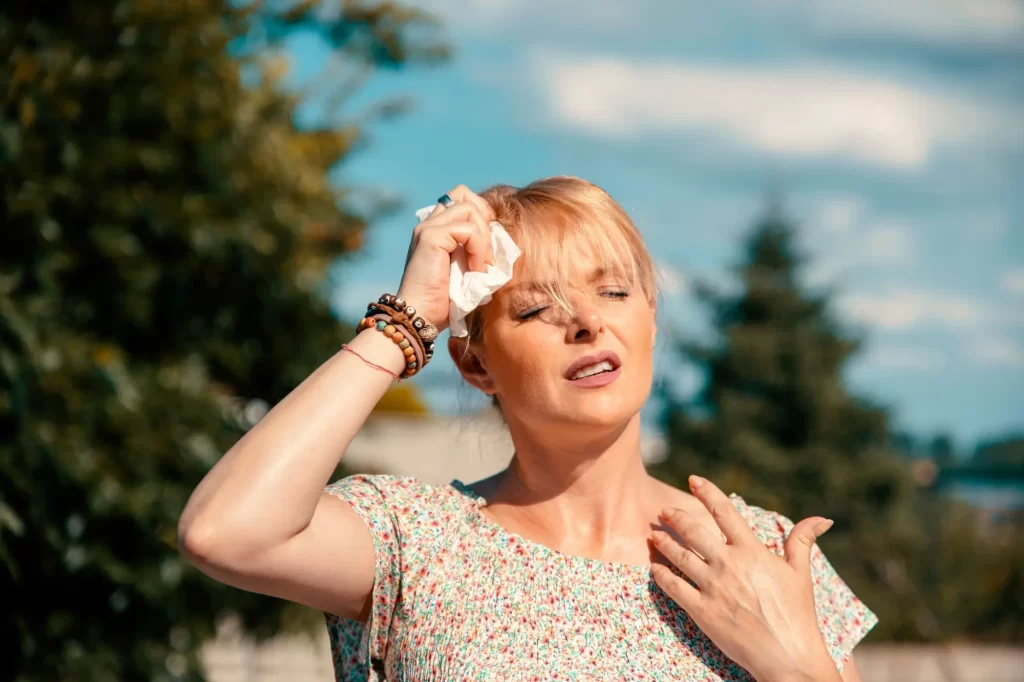 Shutterstock_2165386657 - SportDeník Připravte se na extrémní počasí.