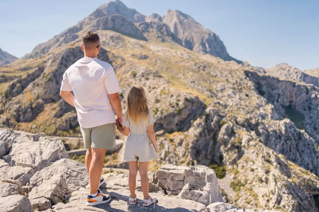 Mallorca nejsou jen pláže, ale i výlety do hor.