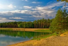 Jezero Lhota