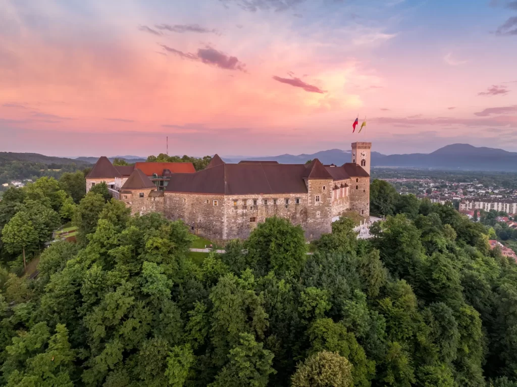 Shutterstock_2520229251 - SportDeník Lublaňský hrad
