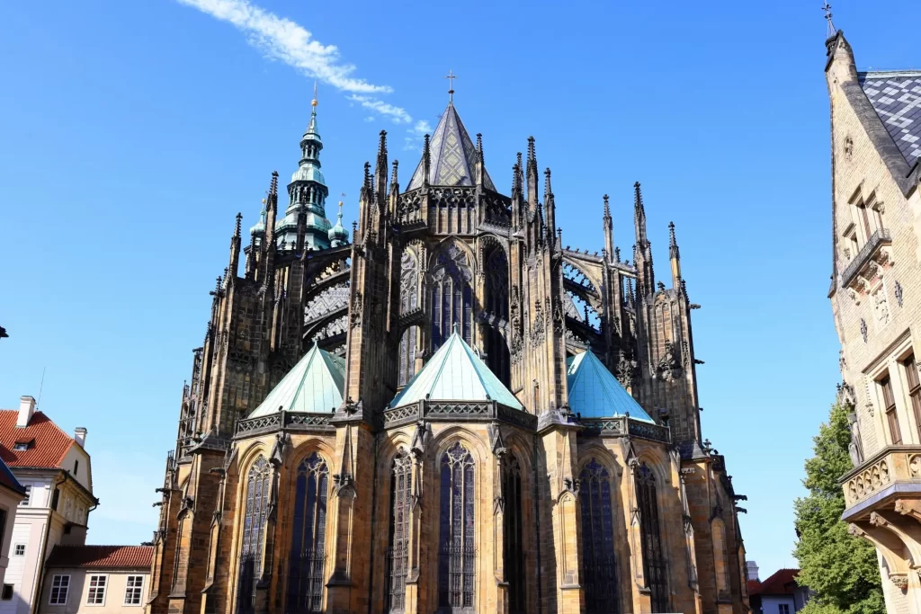 Shutterstock_2553086823 - SportDeník Pohled na překrásnou Katedrálu svatého Víta.