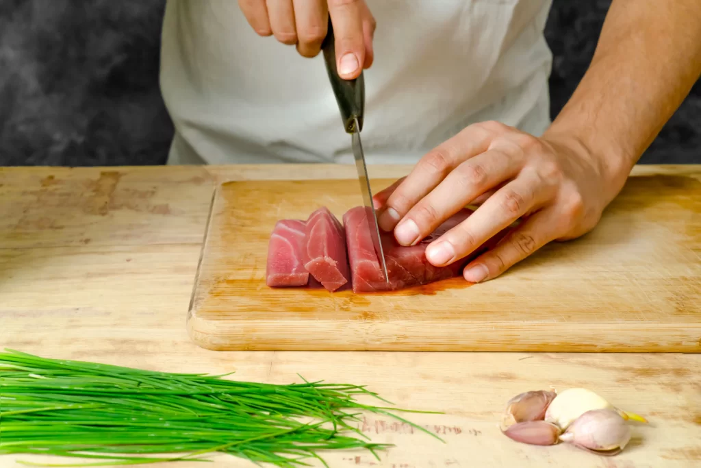- SportDeník tuňák steak