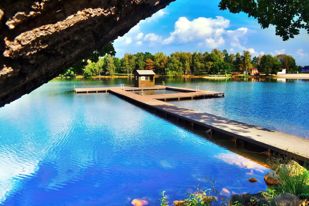 shutterstock_500508052 - SportDeník Molo Kamencové jezero