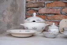 Polévková terina v sadě
