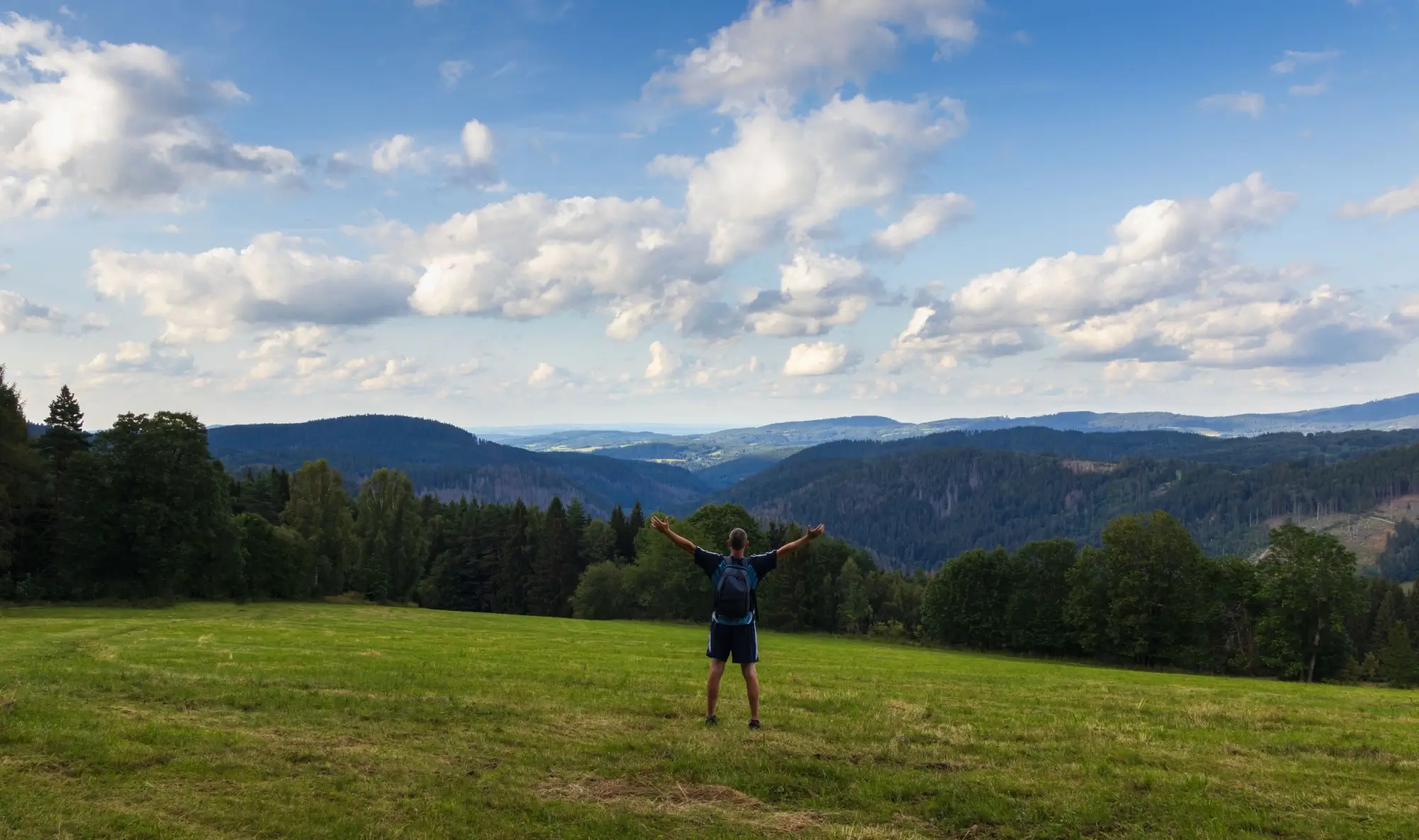 turista v přírodě