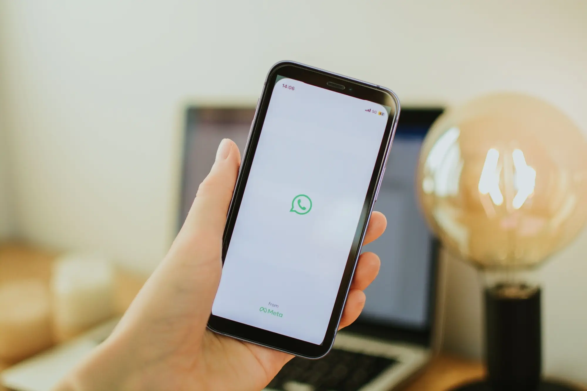 WhatsApp na mobilu