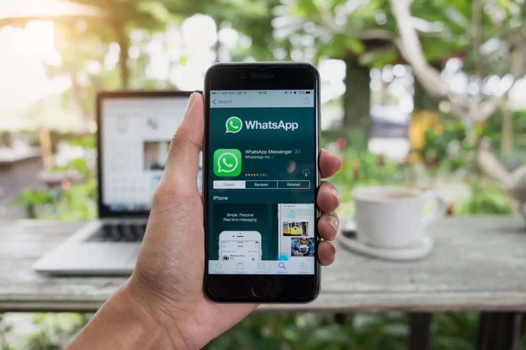 WhatsApp na mobilu