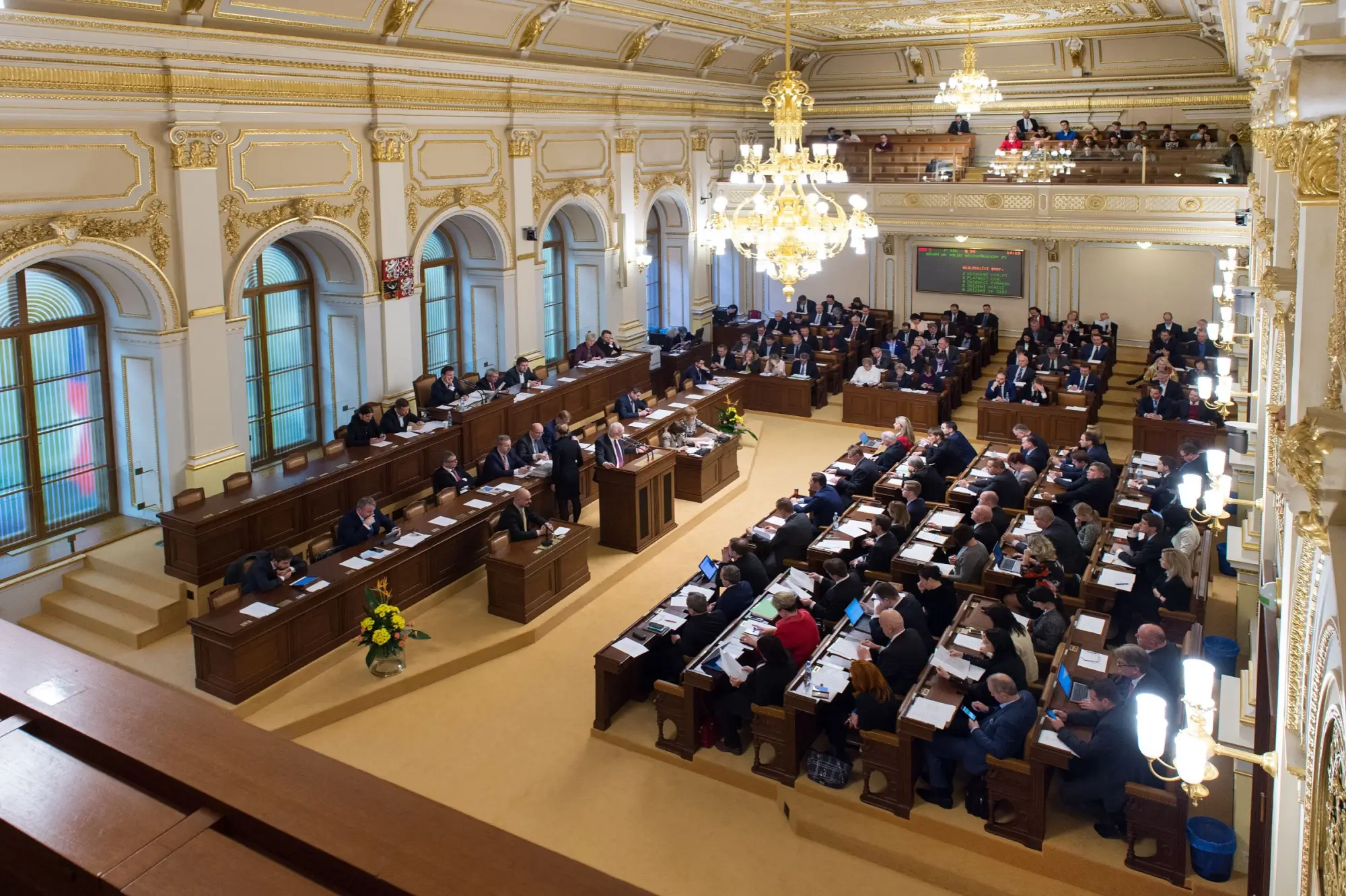 Shutterstock_765741427 - SportDeník Parlament ČR