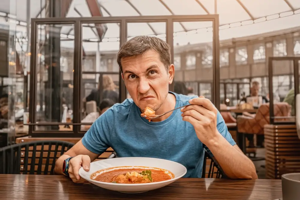 muž kterému nechutná jídlo