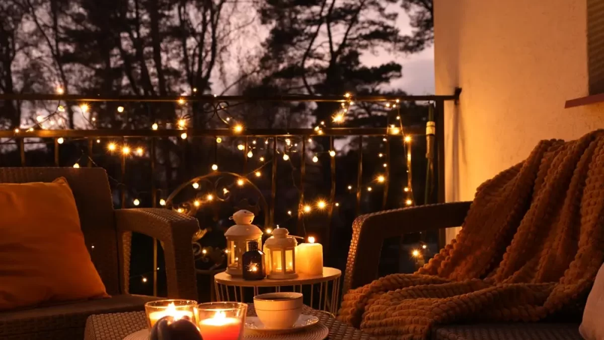 Nejlepší věc, kterou můžete pořídit na malý balkón. Posezení jako král… Návštěvy jsou z toho vedle a všichni to kupují taky. Za tu cenu je to snad vtip.