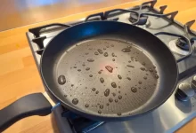 nepřilnavá teflonová pánev