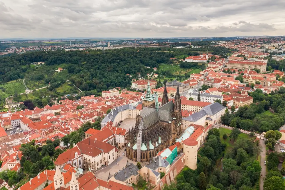 shutterstock_2392768759 - SportDeník Pražský hrad