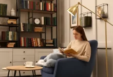 Žena v obýváku