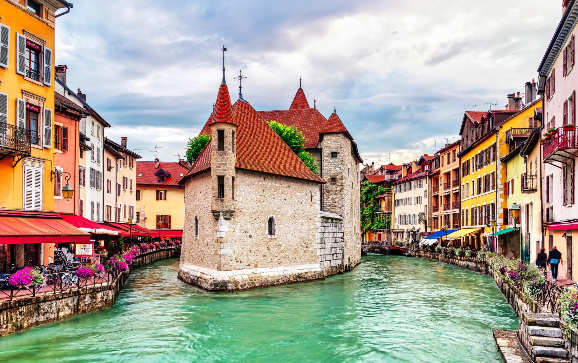Shutterstock_2191110661 - SportDeník Palais de l'Isle v Annecy