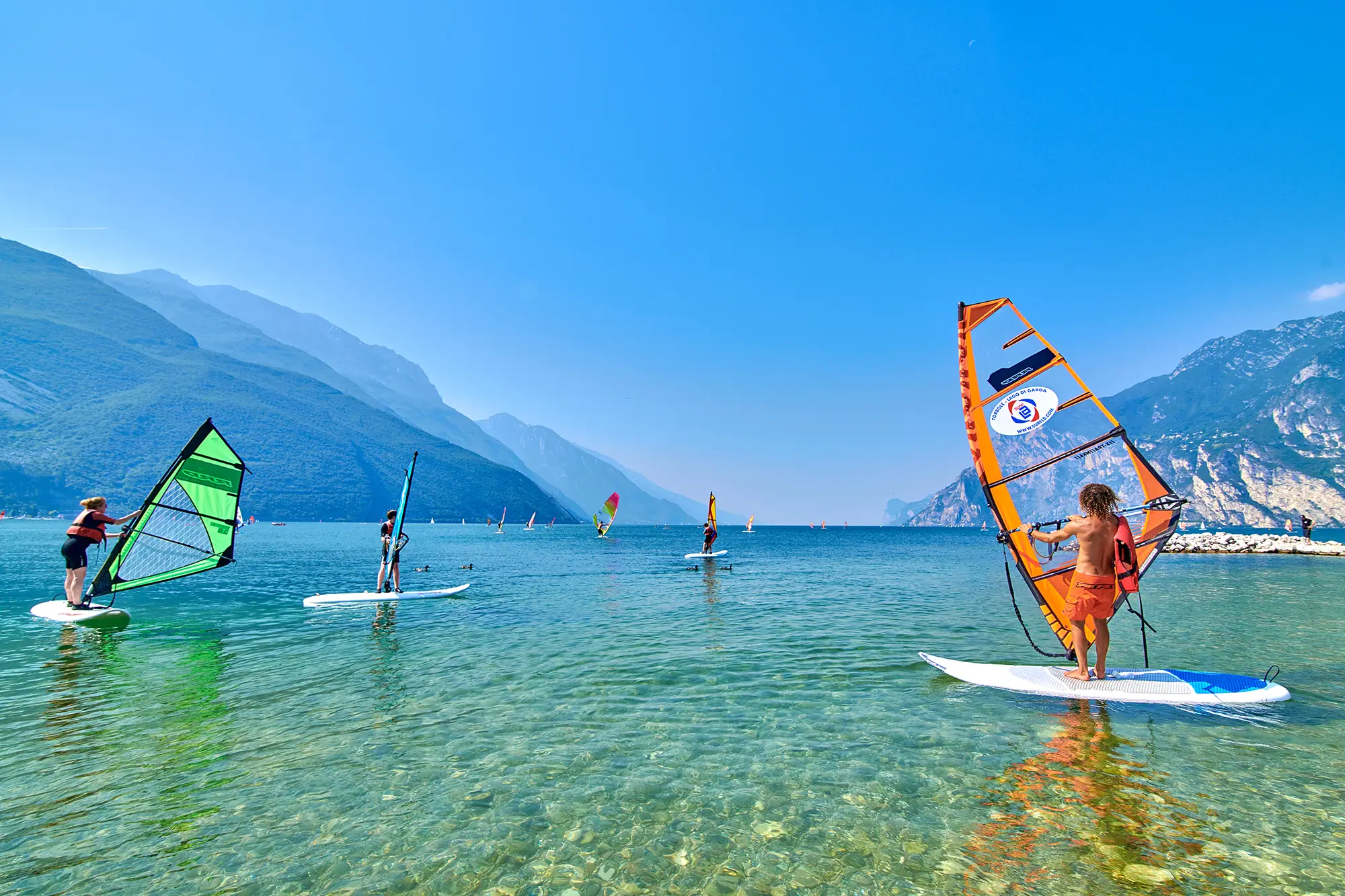 surfaři na Lago di Garde