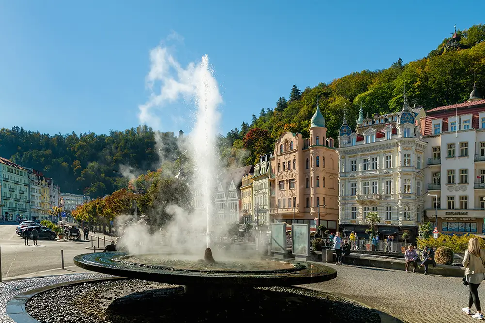 V Karlových Varech je několik léčivých pramenů. - SportDeník Karlovy Vary