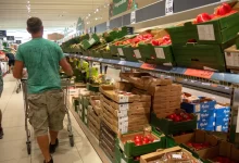 nakupování v supermarketu