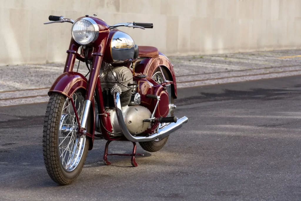 Shutterstock_1052858564 - SportDeník Jawa 500 OHC